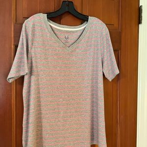 Grey/pink tee shirt